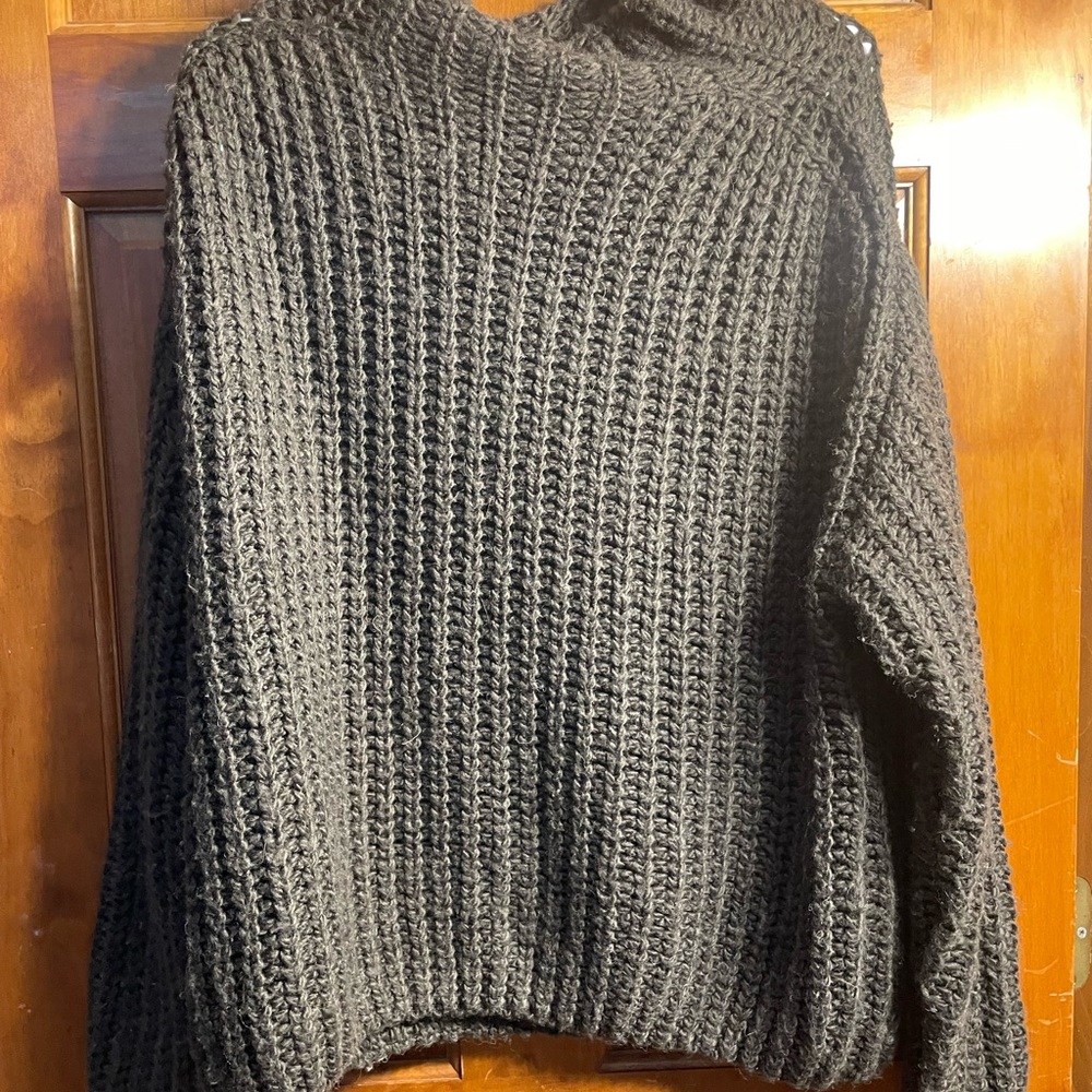 Kendall & Kylie Grey Turtle Neck Sweater